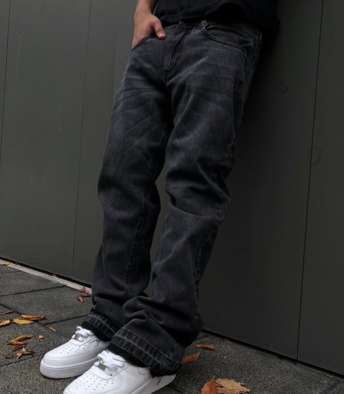 FLARED JEANS | NEGRO LISO