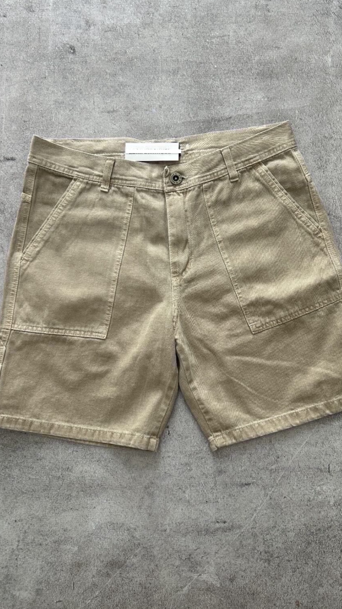 BERMUDA MOM | BEIGE